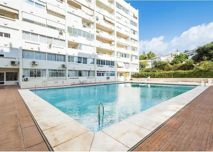 Centro Con Piscina Marbellac
